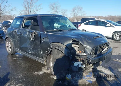 2012 Mini Cooper S z USA, uszkodzony, nr VIN WMWSV3C57CTY28100